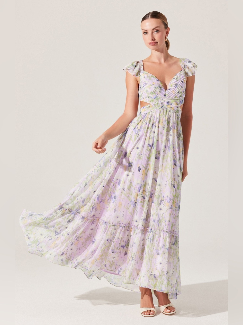 Astr The Label Primrose Floral Strappy Back Maxi Dress Size Medium Lavender